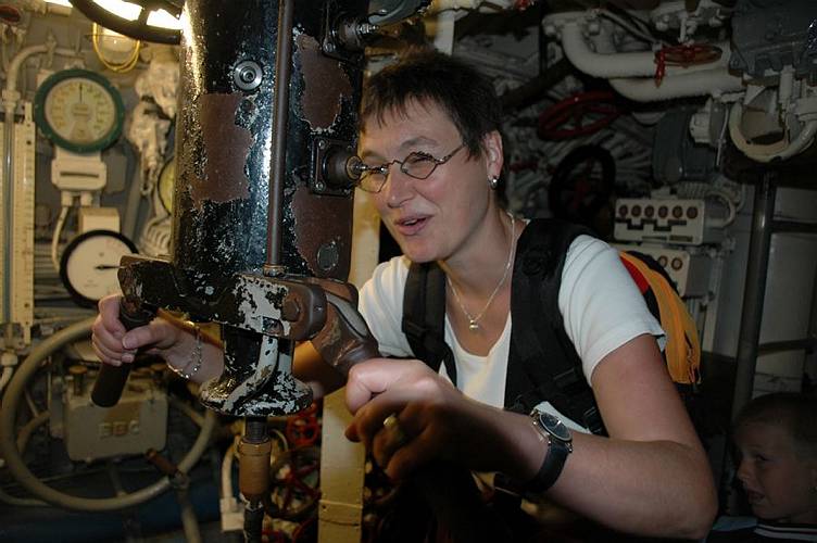 Kerstin im U-Boot
