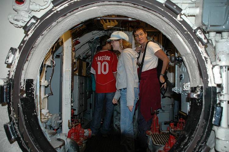 Swenja, Kerstin und Uli im U-Boot