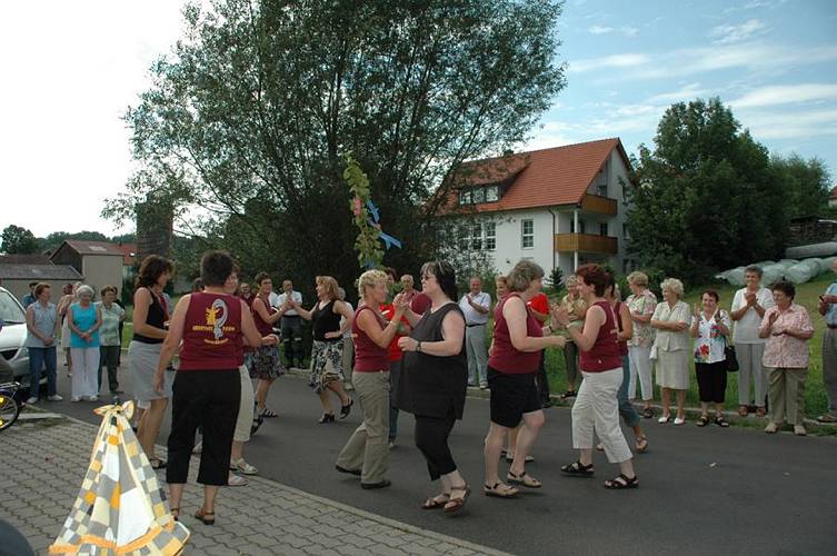 Kirchweihtanz der Flinken Finger