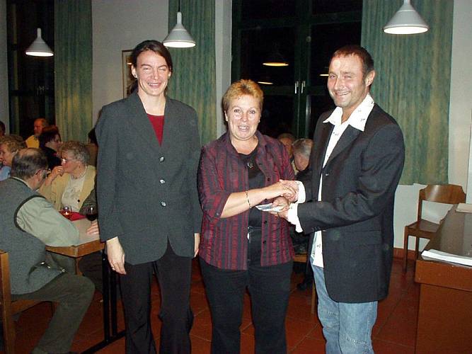 Spende f�r Dr. R�sch und die Kirche