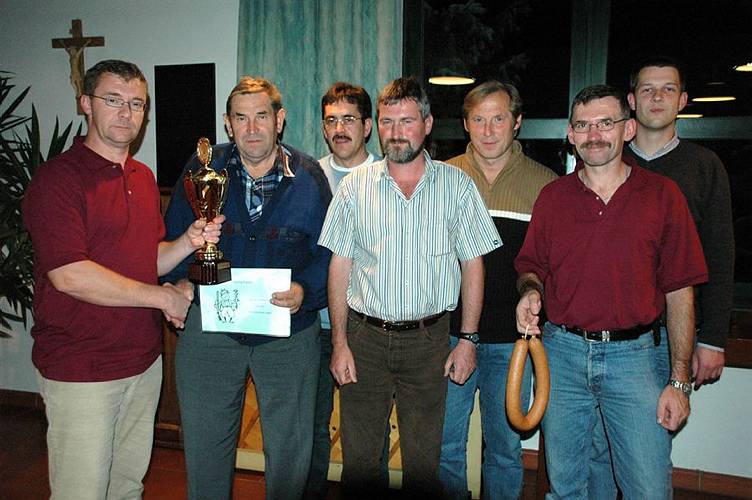 Die Kartelmeister im Gemeindehaus