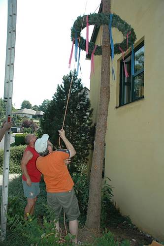 Die Vorbereitungen f�r das Gemeindehausfest
